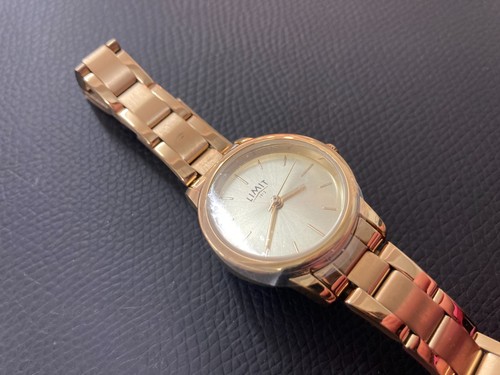 Limit womens wristwatch brand - womens,