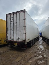 Q7 box  rollerbed Tri axle