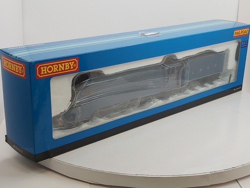 Hornby r3371 class 6 - hornby, 4-6-2