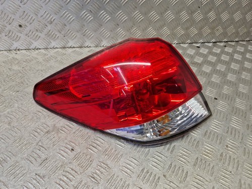 Subaru legacy rear - rear, light