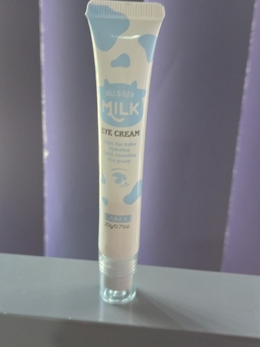 Milk roll and - milk, cream