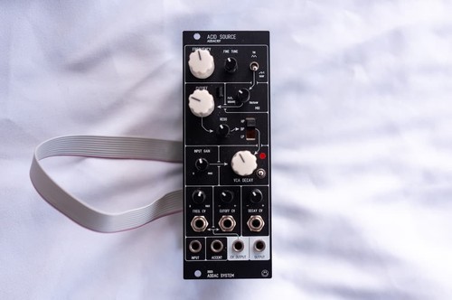 Addac107 acid source eurorack - acid,