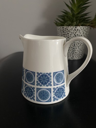Vintage royal tuscan - royal,