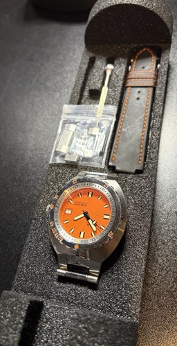 Doxa watch sub - watch,