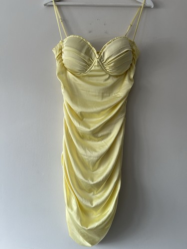Polly yellow satin magic - polly,
