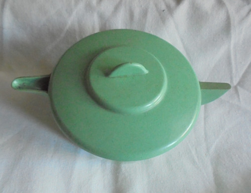 Seaforth teapot from child - -, child's