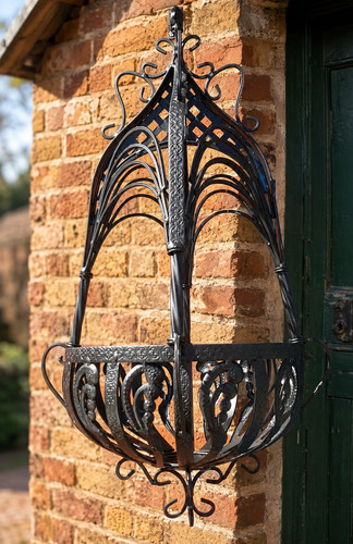 Black metal hanging - metal, basket