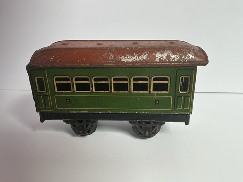 Green coach for hornby tin - green,