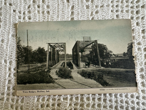 Postcard bluffton twin - postcard, in.