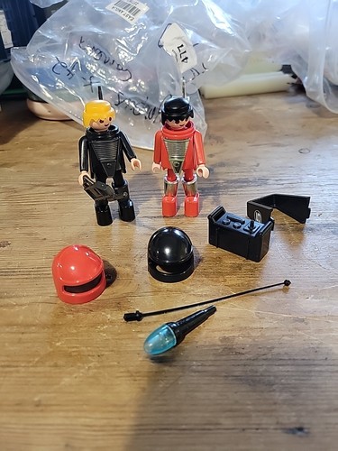 Vintage playmobil characters - 2,
