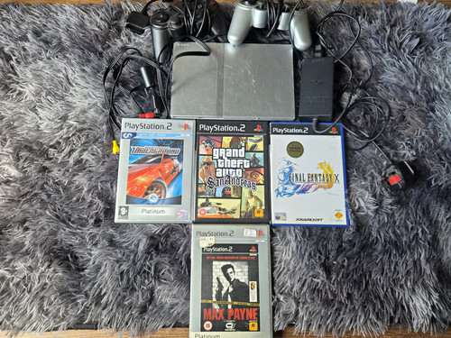 Sony playstation slim - slim, silver