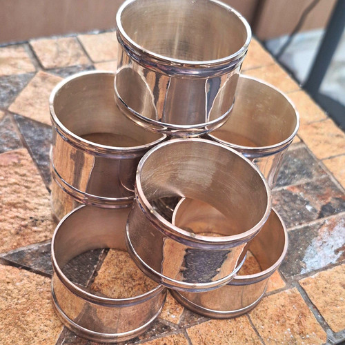 Silver metal napkin rings - 8x,