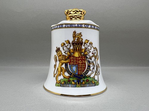 Aynsley china bell queen - china,