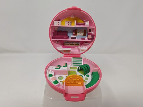 Polly pocket buttons - buttons', animal