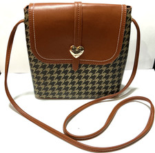 Moda Nova Dog Tooth Design