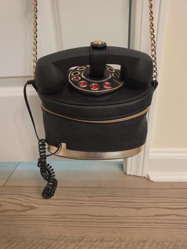 Betsey johnson call baby - betsey,