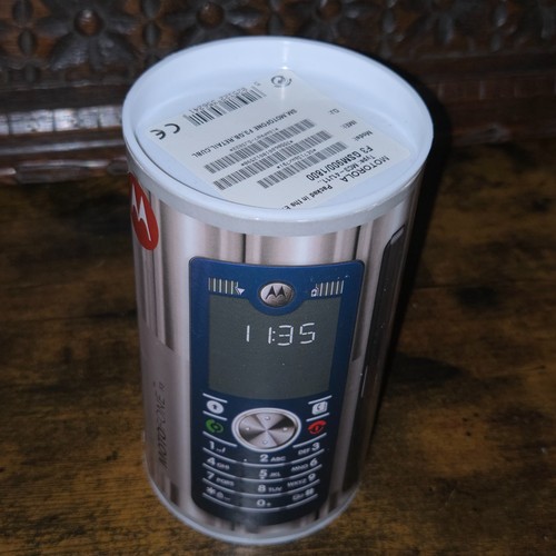 Motorola blue mobile - f3,
