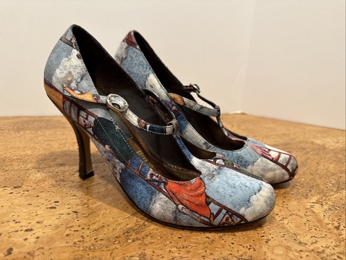 Sergio bustamante size - 6, heels