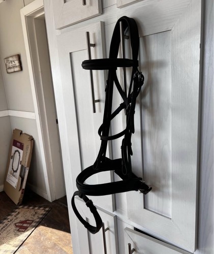 Black leather snaffle bridle - leather,