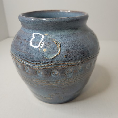 Studio art pottery - studio,