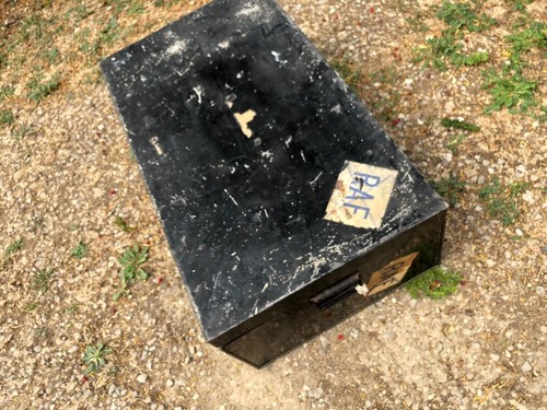 Vintage raf tin trunk - vintage, key