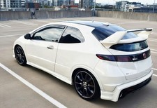 M RR STYLE UNPAINTED REAR WING