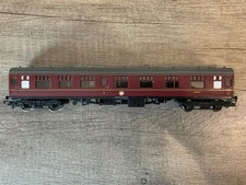 Hornby R4133A OO Gauge BR MK1 Corridor Composite Coach Maroon Boxed