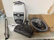 Miele Blizzard CX1 Cat and Dog