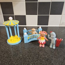 In The Night Garden ITNG Gazebo & Bridge Playset Ideal Cake Toppers