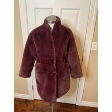 Abercrombie & Fitch Maroon