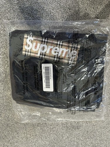 Supreme burberry box - box, logo