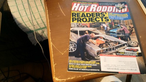 Popular hot rodding magazine - rodding,