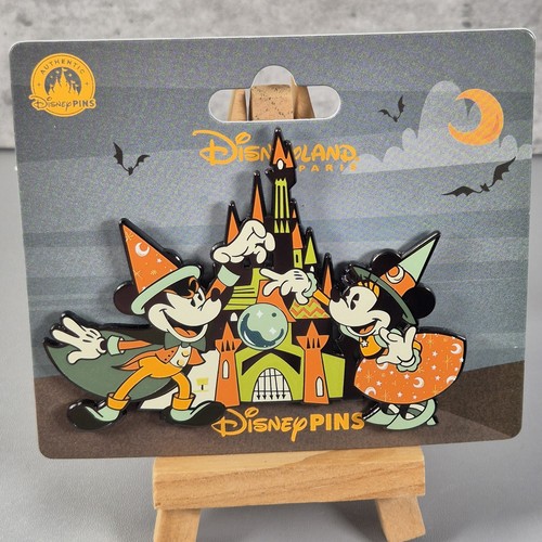 Disneyland paris pin trading - paris,