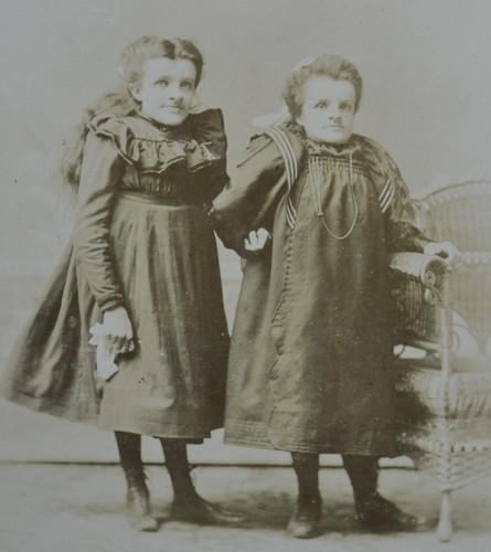 1880 90s cabinet card photo - cabinet,