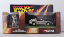 CORGI CC05501 BACK TO THE FUTURE DELOREAN TIME MACHINE & DOC EMMETS M.BOXED 1:36