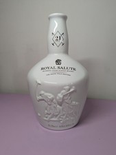 Royal Salute Scotch Whisky Empty Porcelain Bottle SNOW POLO Edition 700 Ml CB15