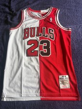Retro 1/2& 1/2 Chicago Bulls Jordan Basketball Vest Large White, Black & Red 23