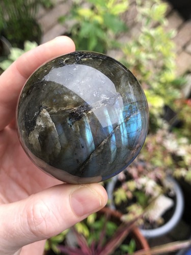 Labradorite sphere 308g - labradorite,