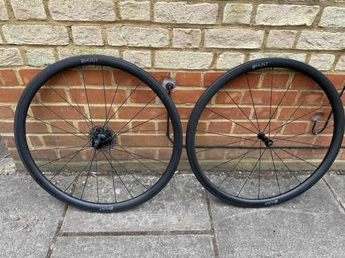 Hunt carbon wide aero 700c - carbon,
