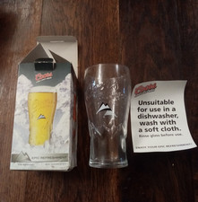 Coors Fine Light Beer Embossed Pint Glass Embossed Logo Mountains Boxer & Unused