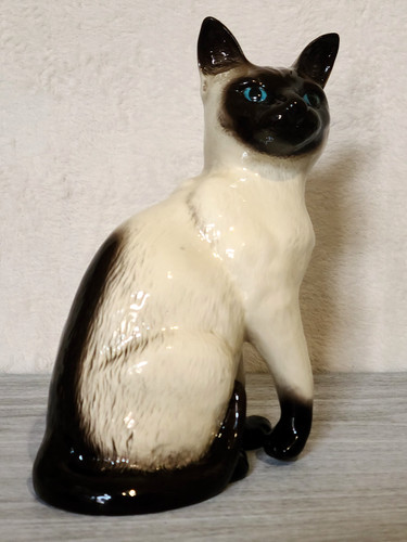 Royal doulton rare large - royal,