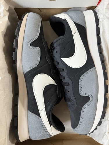 Brand new nike air - brand,