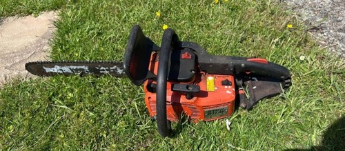 Stihl 011 petrol chainsaw - av,