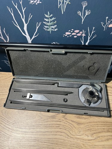 Universal bevel protractor set - protractor,