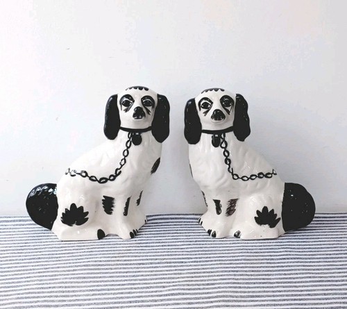 Beauiful vintage pair - vintage,