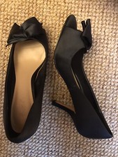 PHASE EIGHT NAVY SATIN SHOES STILETTO KITTEN HEEL PEEP TOE BOWS WEDDING OCCASION