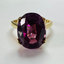 Hand cut Synthetic Sapphire Purple 9ct yellow gold ring size M1/2