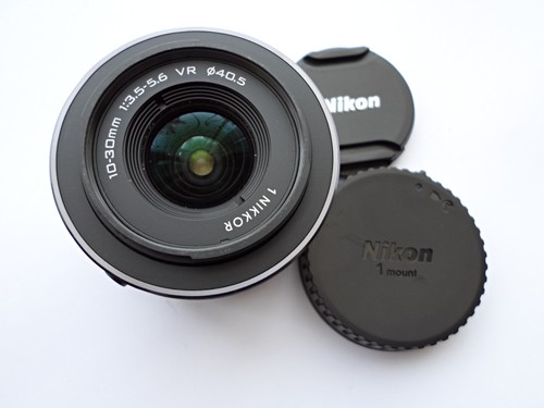 Mint nikon 1 nikkor - mint,