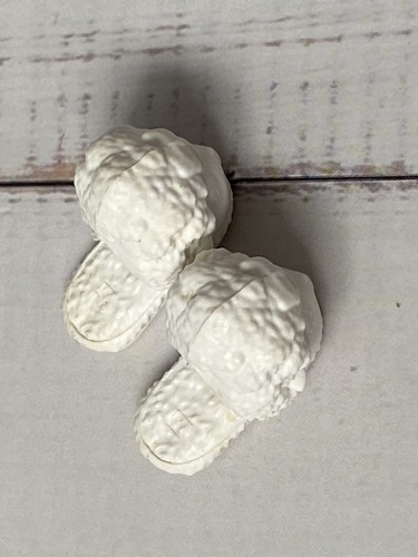 Chelsea doll genuine white - chelsea,
