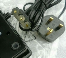 SEWING MACHINE OVERLOCKER FOOT